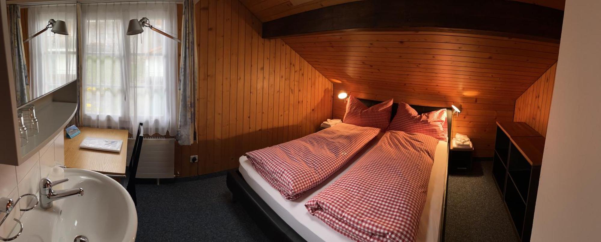 Pension Läbeshuus - Bistro Sonnegg Heiligenschwendi Extérieur photo
