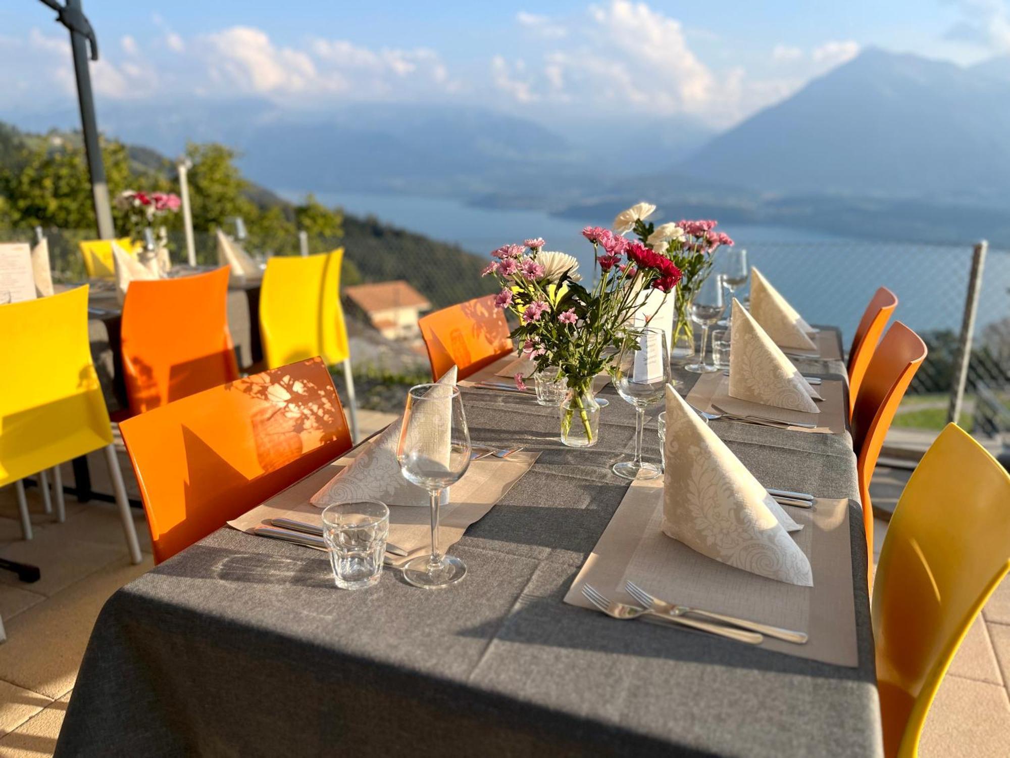 Pension Läbeshuus - Bistro Sonnegg Heiligenschwendi Extérieur photo