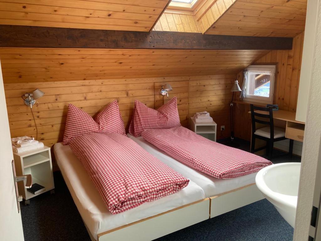 Pension Läbeshuus - Bistro Sonnegg Heiligenschwendi Extérieur photo