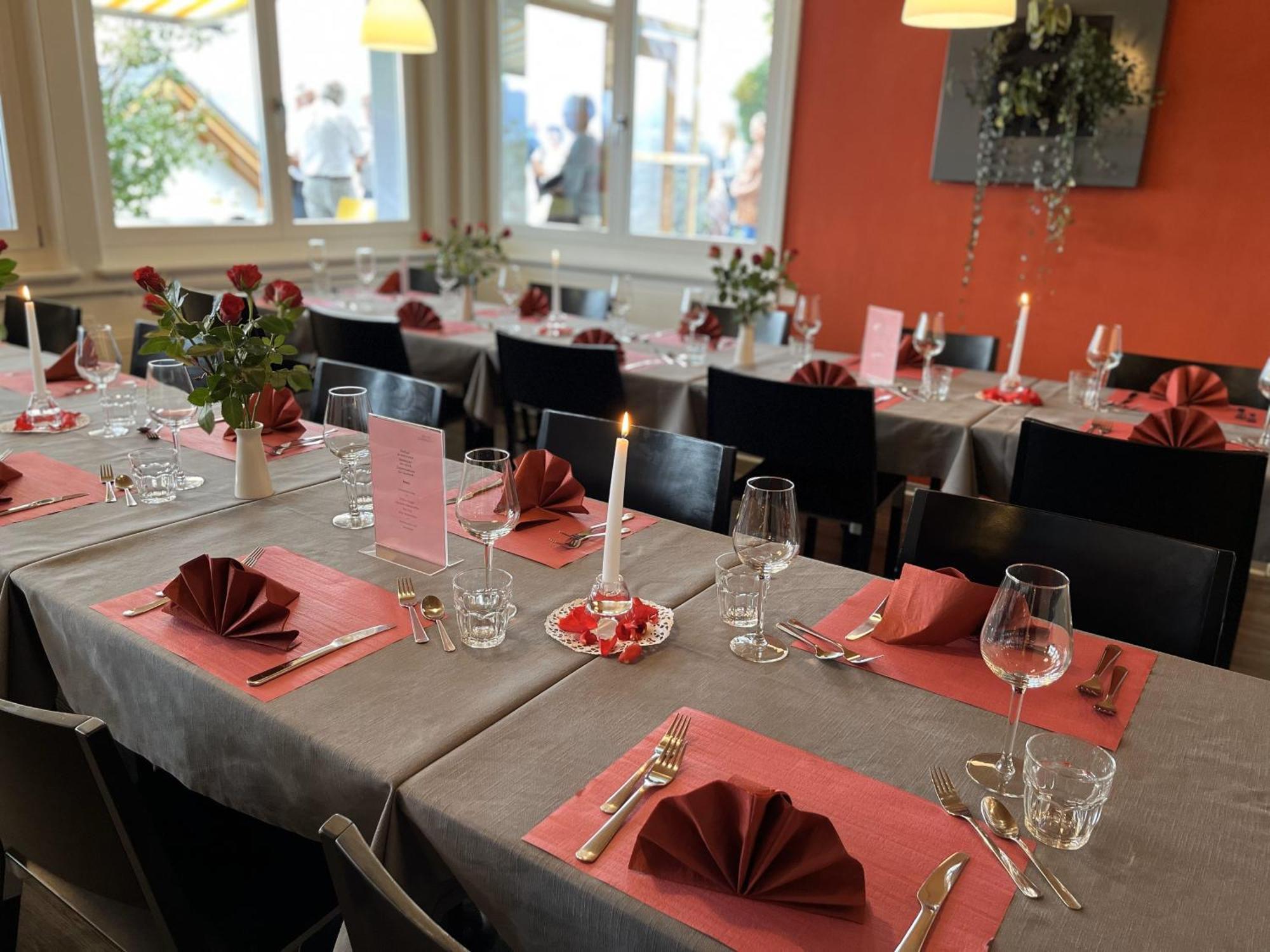 Pension Läbeshuus - Bistro Sonnegg Heiligenschwendi Extérieur photo
